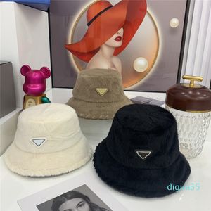 Luxury Designer Rabbit Fur Hats Fashion Bonnet Winter Knitted Hat Plus Velvet Cap Thicker Mask Fringe Beanies Caps