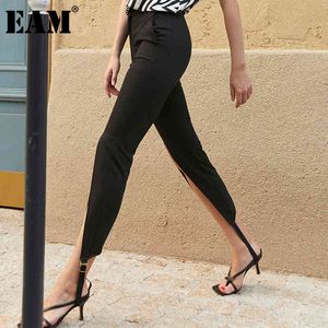 [Eam] 높은 허리 블랙 캐주얼 긴 프론트 슬릿 바지 느슨한 맞는 바지 여성 패션 봄 가을 1dd8068 210512