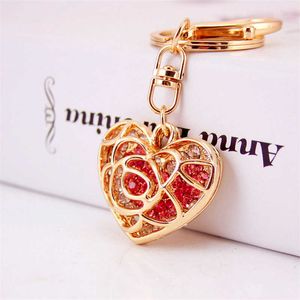 Hollow Out Love Heart Key Chains Rings Holder For Lovers Sweetheart Pendant For Car Keyrings KeyChains G1019