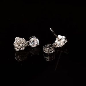 Moissanite Stud Kolczyki D Kolor Pradze Ustawianie S925 Sterling Silver Earring Single 05CT Razem 1ct Kobiety Drop Jewelry Drop