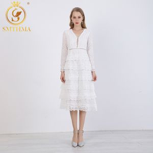 Осень и зима высокого качества роскошные взлетно-посадочные полосы белые вышивки кружева платье женщин с длинным рукавом сексуальные V-образные вырезыванные вечеринки Vestidos 210520