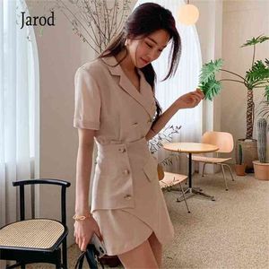 Blazer estivo adatto alla donna coreana ufficio con intaglio manica corta doppio petto top lungo + mini gonna irregolare abito a 2 pezzi 210519