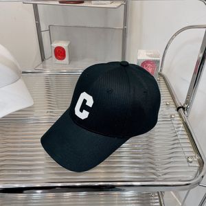 Letra C venda por atacado-2022 designer boné de beisebol homens mulheres pinkycolor moda rua arco de triunfo primavera verão c chapéu de letra alta qualidade