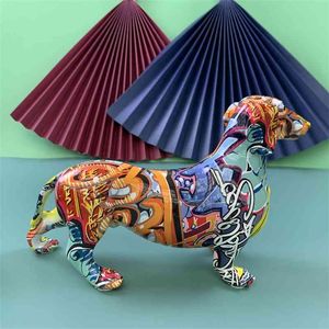 モダンな創造的な塗られたカラフルなダックスフント犬の装飾ホームワイン内閣オフィスの装飾デスクトップの装飾工芸品210727
