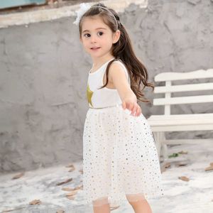 Neonate Summer Dress Abbigliamento per bambini Party Abbigliamento per bambini Bianco / Nero Princess Cute Lovely Star Ball Gown Tutu Girl Dresses Q0716