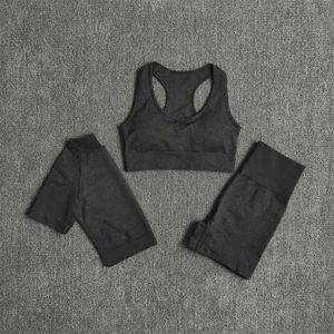 Bezszwowe kobiety Joga Zestaw Gym Ubrania Sportowe Biustonosz Fitness Crop Top Krótki Rękaw Koszula Wysoka Talia Szorty Garnitury Athletic Wear 210802