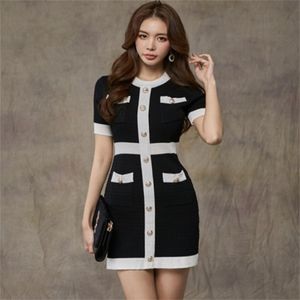 Sommar koreanska stickade kvinnor mini klänning eleganta damer single-breasted bodycon vestidos 210519