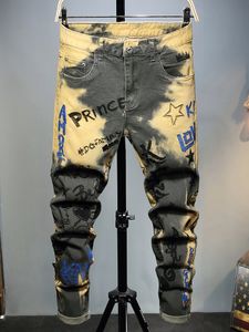 Wyszywane litery męskie dżinsy żółta dziura łatka spodnie motocyklowe wysokiej jakości męskie dorywczo projektant mody Streetwear Hip Hop Jean Homme