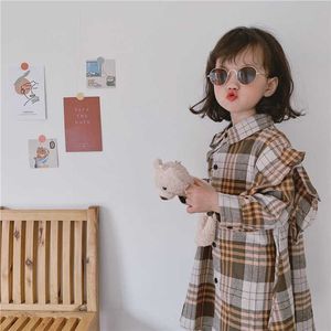 Autunno Coreano Fashion Girls Plaid Dress for Toddler Classic Bambini Camicetta lunga Abbigliamento Tessuto A-line 210529