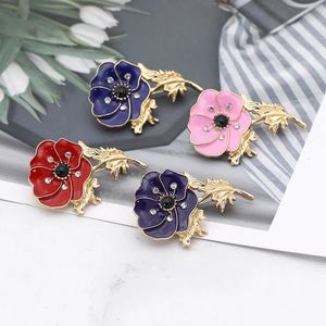 Elegent Crystal Red Rose Pins Rhinestone Flower Brooch For Women Clothing Accessories Cute Women Wedding Banquet Brooches Jewelry