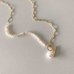 Chokers LOVOACC Dainty Natutal Irrgular Freshwater Pearl Necklaces For Women Golden Link Chain Asymmetic Toggle Clasp Choker Necklace