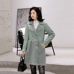 Kvinnors Läder Faux 2021 Vinterpäls One-Piece Jacka Kvinna Mid-Long Slim Coat Koreansk version Den eleganta Fleece Parkas