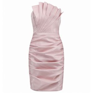 女性のドレスセクシーなストラップレス到着夏のエレガントなピンクのファッションミニESボディコンの服210515