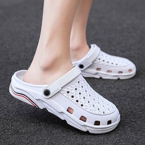 Eğitmenler Erkek Kadınlar Spor En İyi Satış Boyutu Delik Sandalet Ayakkabı Trend Sıradan Yaz 2024 Plaj Çift Kullanımlı Açık Mekan Erkekler Baotou Sandal ve Terlik Kodu: 28L 59