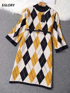 Est Moda Sweter Sukienka Jesień Zima Dzianiny Kobiety Geometryczne Wzory Pas Deco Casual Wełny Bawełniane Suknie Dzianiny