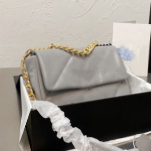 Designer-Frauen 19 gesteppte Umhängetasche Paris Marke Schaffell echtes Leder Diamantgitter Schulterhandtasche Weave Chain Strap Handtaschen Luxurys Designer-Taschen