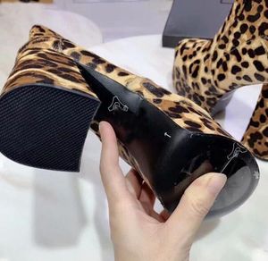 2022Fashion leisure Womens Ankle High Chunky Heel 13CM Platform Slugged Bottom Autumn Winter Boots Leopard Print Horse Hair Shoe