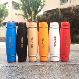 Деревянные молотные игрушки mokuru relver toys fidget Rollover Wood Spinner удивительный стол игрушка новинка GAG декомпрессия палец настольный стол FLIP дети снять стресс улучшить фокус