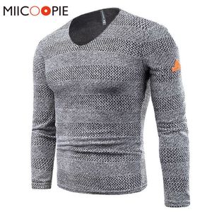 Pullover Männer 2018 Mode Freizeit Ripped Loch Gestrickte Pullover V-ausschnitt Solide Hip Hop Mode Lose Pullover Streetwear 6XL Y0907