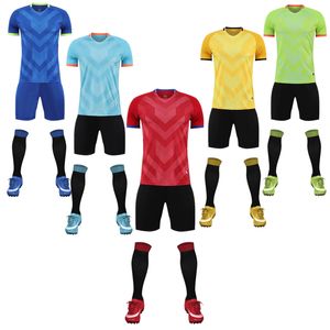 Venta al por mayor de Solosport Men's Tracksuits listo para enviar nuevo estilo de fútbol desgaste personalizado diseño de fútbol sublimación jersey kits de fútbol juego completo juego de fútbol