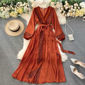 Neploe Lantern Sleeve Chiffon Retro Print Drawstring Dress Women New Autumn Slim Waist Vestidos V-neck Elegant A-line Dresses Y0726