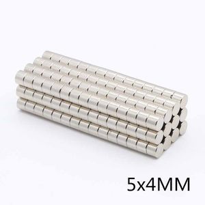 Hurtownie - w magazynie 500 sztuk Silne okrągłe NDFEB Magnesy Dia 5x4mm N35 Rare Earth Neodymium Stały Craft / DIY Magnes