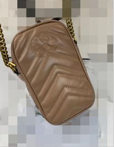 2021 ファッション高級レディースミニチェーンショルダーバッグサイズ 12 センチメートル * 6 センチメートル * 18 センチメートルデザイナーブランドメッセンジャークラシック高品質携帯電話バッグ財布