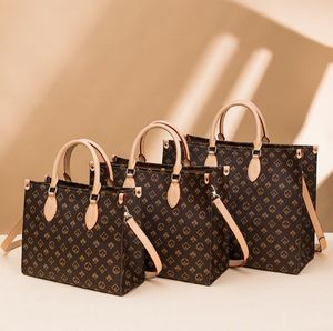 Yüksek Kaliteli Lüks Tasarımcılar Bayan Çanta Büyük Alışveriş Hobo Çantalar Lady Çanta Woemns Erkekler Crossbody Omuz Kanalı Tote Moda Çanta Cüzdan