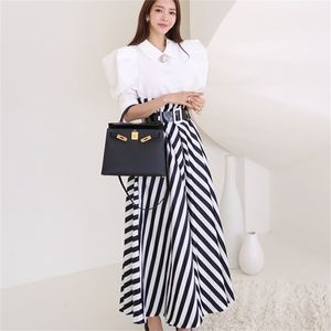 Mulheres verão elegante 2 peça conjunto temperamento coreano manga doce manga branca blusas + cintura alta grande saia de balanço terno 210519
