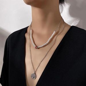 Vinter bohemisk stil smycken vita pärlor dekorerade med röda hängande pärlor skogar runt bronshänge halsbandskedjor