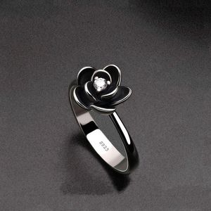 Est Vintage Silver Plated Rose Flower Rings For Women White CZ Stone Inlay Fashion Jewelry Engagement Wedding Party Gift Ring
