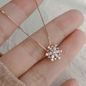 Zircon Crystal Snowflake Pendant Halsband Kvinnor Guldkedja Smycken Gåvor