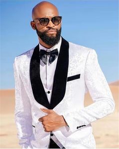 Высокое качество One Button Button White Pattern Groom Tuxedos Shawle Oscel Свадьба / выпускной / ужин Женихники Мужские костюмы Blazer (куртка + брюки + жилет + галстук) W1378