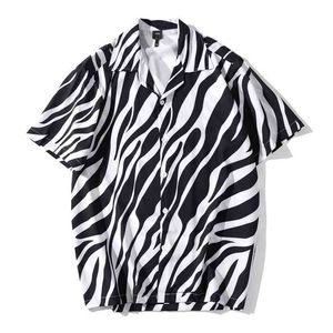 Streetwear Erkekler Hip Hop Siyah Beyaz Zebra Kısa Kollu Gömlek Yaz Plaj Tam Baskı Kadın Harajuku Moda Top Giysileri 210809