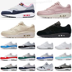 2021 Arrival 1s Maxes max Mens Running Shoes Tongue Pull Tabs white What The 87 OG Anniversary Center Pompidou Men Runner Trainer Sports M33