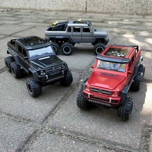 6-Wheel Off-Road Vehicle SUV Collection Box Ljud och Light Pull Back Alloy Toy Car Model för barn Presenter