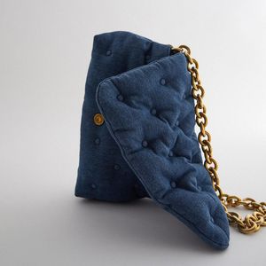 retro blå denim quilted kvinnor axelväskor designer tjocka kedjor handväskor lyx messenger väska dam klaps stora plånböcker kvinnlig sack 27k