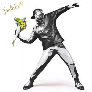 Modern Art Banksy Flower Bomber Resin Figurine England Street Sculpture Statue Polystone Figure Collectible 211229