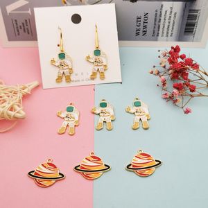 10pcs Drop Oil Astronaut Planet Charms Pendants Gold Tone Metal Enamel Charms Fit Bracelets Earrings DIY Jewelry Accessories