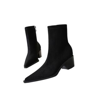 Svart 5cm Heels Strumpor Stövlar Kvinnor Flock Fabric Elastic Tjock Heel Square Toe Ankel Boots Skor Kvinna Båtar