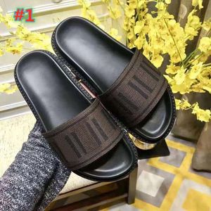 Free delivery 2021 men's and women's summer slippers beach slide fashion wear resistant sandals indoor shoes size 35-45 with box