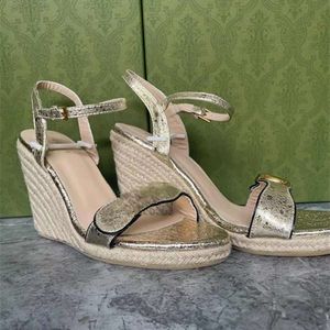 2021 this is the latest slope with women's sandals, but also high-quality rope woven shoes, you are worth having