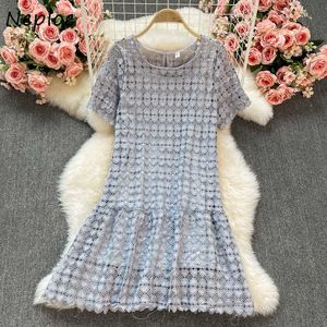 Neploe Sexy Hollow Out Design Lace Dress Kvinnor O Neckover Kortärmad Vestidos Hög midja Hip A Line Loose Robe Summer Y0823