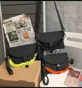 Luksusowe torby na ramię Projektant Messenger Torba dla człowieka Casual Chest Bag Cross Ciała Wodoodporna Nylon Satchel Sprzęgła Torebki Odpinany Pasek na ramię Torebka Hip Hop HBP