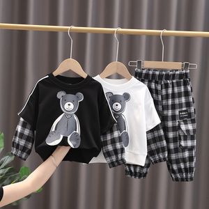 Ultimi set di abbigliamento per ragazzi e ragazze Pantaloni casual con cappuccio per bambini Colletto tondo Completo da orso a quadretti in 2 pezzi