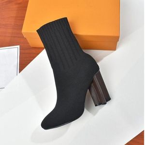 Sonbahar ve Kış Çorap Yüksek Topuklu Moda Seksi Örme Elastik Çizmeler Tasarımcı Mektup Ayakkabı kadın Kalın Topuklu Büyük 35-42 US5-US11 Kemer Kutusu