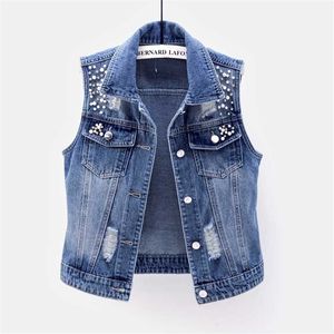 5xl Plus Size Ärmlös Kvinnors Vest Sommar Denim Waistcoat Fashion Casual Short Jeans Jacket Beaded Holes Slim Coat 211120