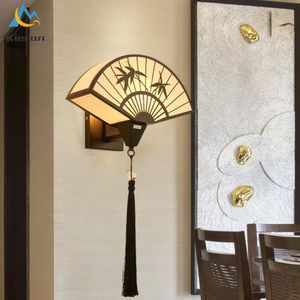 Lâmpadas de parede Modern Simple Iron Art Led Room Led Room de Estudo Bedro Bedance Luzes de decoração em forma de ventilador de estilo chinês