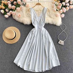 Women Fashion Simple Solid Color Square Collar High Waist Thin Hollow Holiday Summer A-line Dress Sexy Korean Vestidos S799 210527