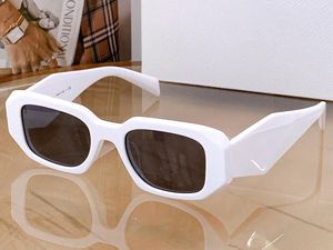 Damen-Sonnenbrille für Damen, 17 W, Herren-Sonnenbrille, modischer Stil, schützt die Augen, UV400-Linse, Top-Qualität, mit Etui 12